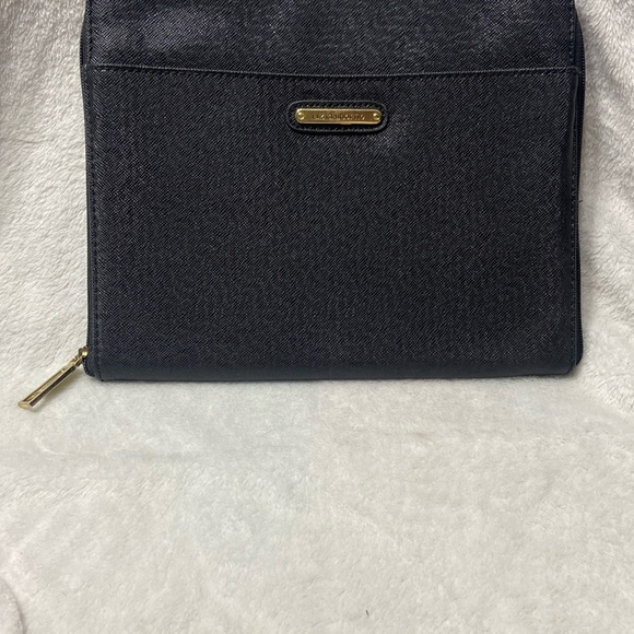 Liz Claiborne 10"x 8.5" Padded Tablet Sleeve. Liz Claiborne Padded Tablet Case. - Picture 2 of 15